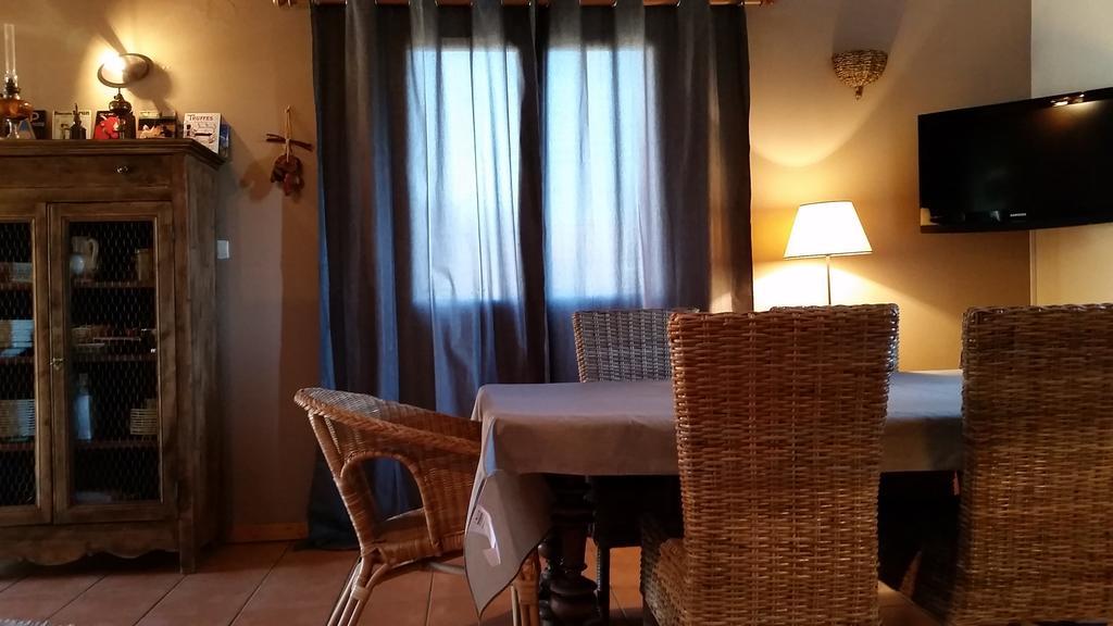 A La Petite Maison Gap Room photo